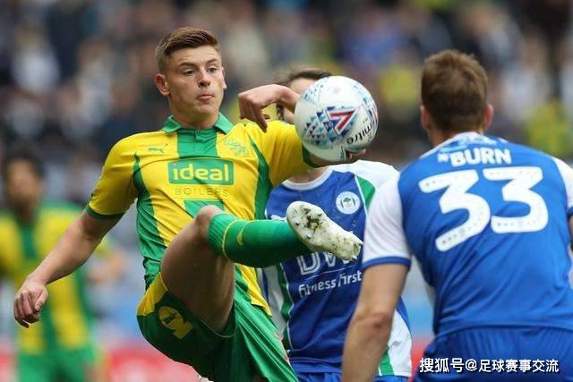 周琦为肘击道歉：我是下意识反应 不是故意的