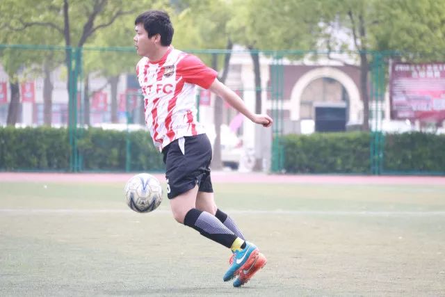 蒂尔曼27+13吴前23分 浙江大胜送吉林4连败